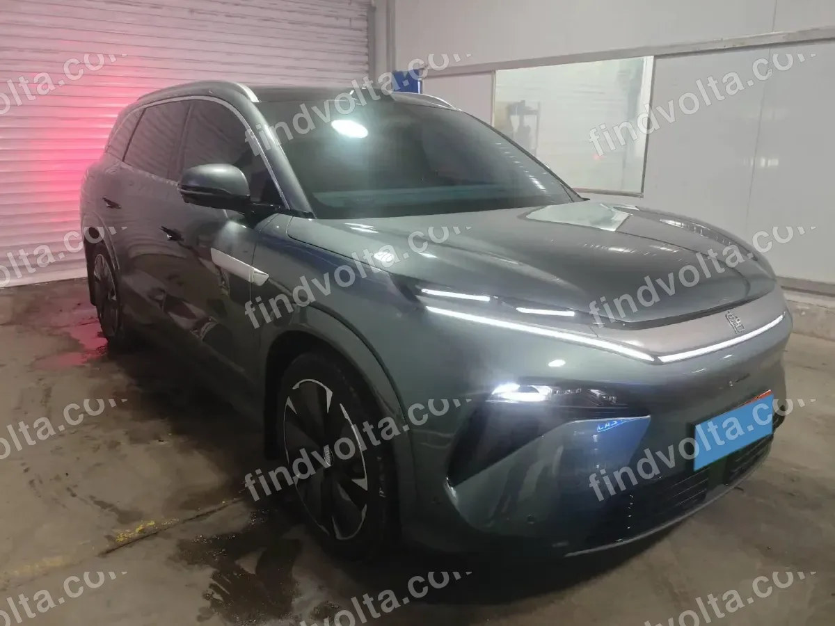 BYD Tang 2025 1