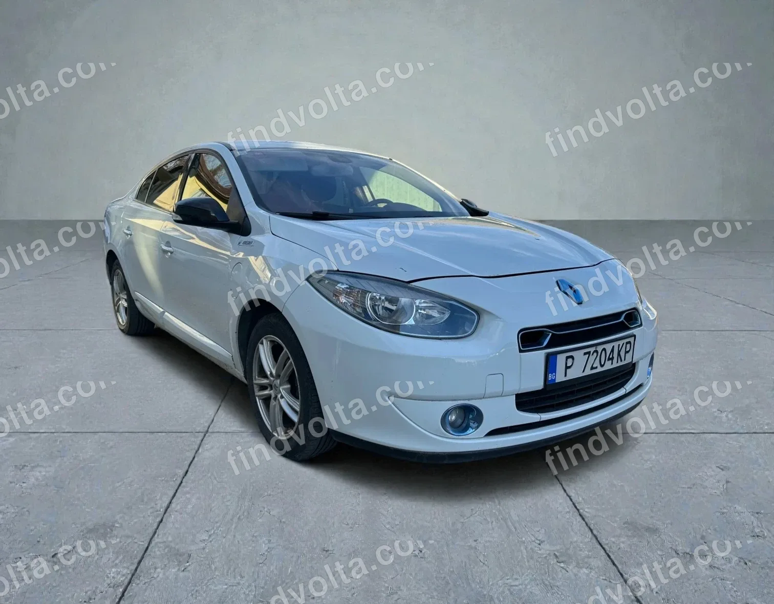 Renault Fluence 2012 1